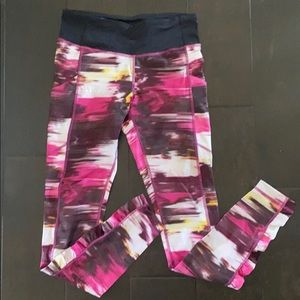 Like New Lululemon Speed Tight Size 6